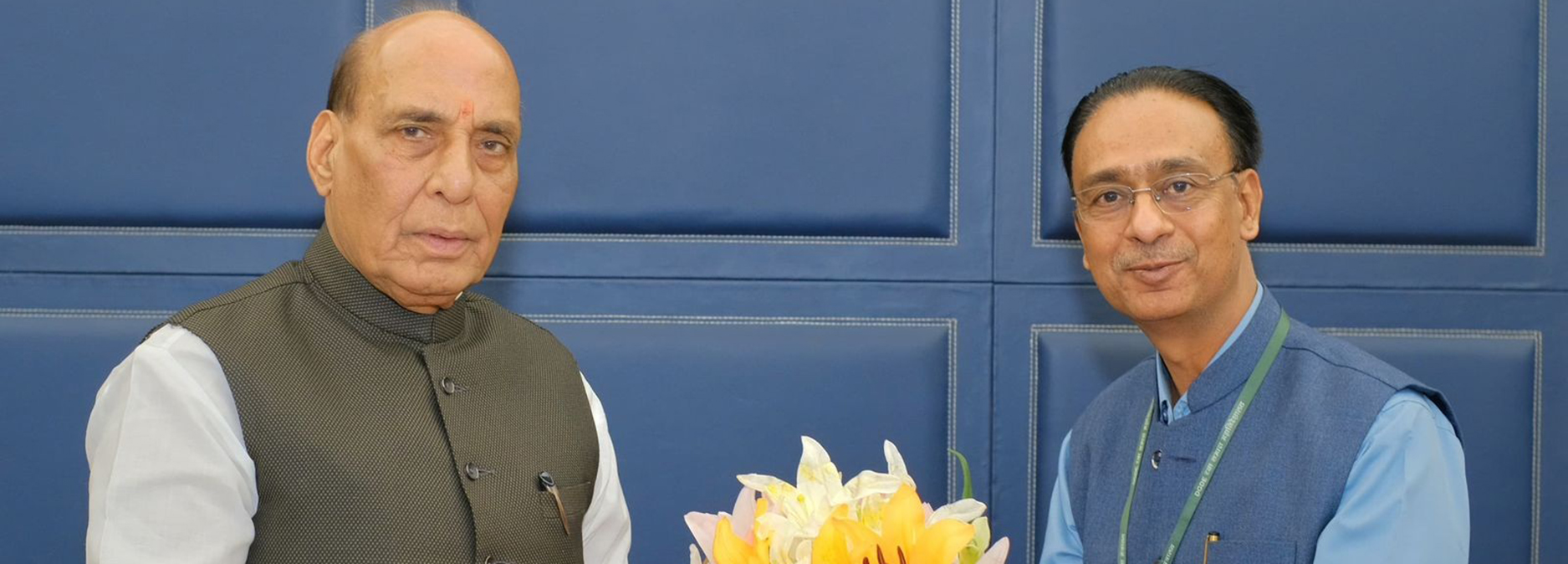 श्री एस एन गुप्ता की 6/5/2025 को माननीय रक्षा मंत्री श्री राजनाथ सिंह के साथ शिष्टाचार मुलाकात