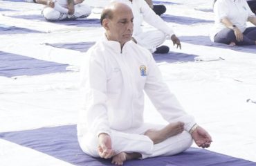 Shri Rajnath Singh, Hon'ble Raksha Mantri during the celebration of Yoga Utsav (19-05-2022) at Shri Nagesh Garden, Delhi Cantt