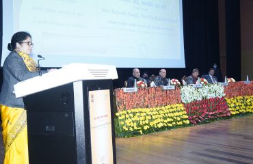 रक्षा संपदा दिवस 2021: श्रीमती मीना बी शर्मा, वरिष्ठ अपर महानिदेशक द्वारा धन्यवाद प्रस्ताव।