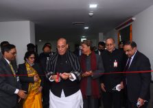 Shri Rajnath Singh, Hon'ble Defence Minister inaugurating the Centre for Land Survey Excellence, National Defence Estates Management Institute, Delhi Cantonment;?>