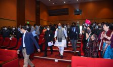 Shri Rajnath Singh, Hon'ble Defence Minister entering the Chanakya Auditorium;?>