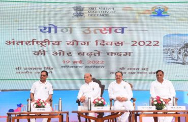 Dignitaries sharing the dais