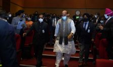 Shri Rajnath Singh, Hon'ble Defence Minister entering the Chanakya Auditorium;?>