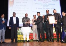 Shri Rajnath Singh, Hon'ble Defence Minister presenting Allahabad CB Defence Minister Excellence Awards for the year 2022 in the category 