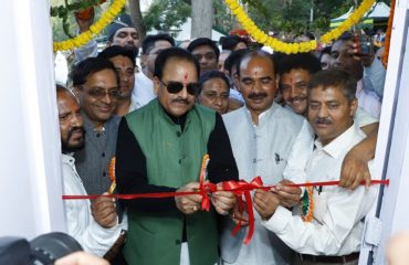 Shri Ajay Bhatt, Hon'ble Raksha Rajya Mantri inaugurating the Office of Defence Estates Sub-Office Ranikhet on 24-06-2022