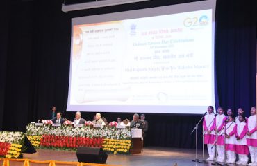 Dignitaries sharing the dais