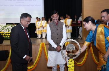 Hon'ble RRM, Shri Sanjay Seth being lightning the lamp