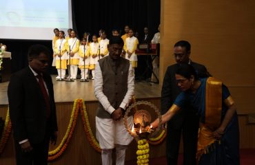 Hon'ble RRM, Shri Sanjay Seth being lightning the lamp