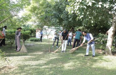 Swachhata Shramdaan at Directorate General Defence Estates on 25-09-2025