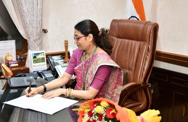 श्रीमती शोभा गुप्ता ने महानिदेशक, रक्षा सम्पदा का पदभार ग्रहण किया