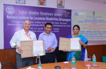 MOU signing between NILD and Leprosy Mission in the chairmanship of Sri Rajesh Aggarwal, IAS, Secretary, Department of Empowerment of Persons with Disabilities (Divyangjan), Ministry of Social Justice and Empowerment, Govt. of India