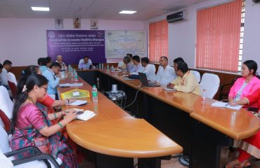 Sri Rajesh Aggarwal, IAS, Secretary, Department of Empowerment of Persons with Disabilities (Divyangjan), Ministry of Social Justice and Empowerment, Govt. of India chairing the meeting with NILD, CRCs and CPWD officials.