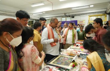 Sri P. C. Mohan, Chairman alongwith committee members of the committee observing exhibition stall of Divyangjan products