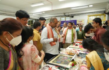 Sri P. C. Mohan, Chairman alongwith committee members of the committee observing exhibition stall of Divyangjan products
