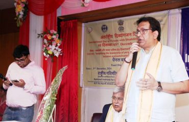 डॉ. शांतनु सेन पश्चिम बंगाल आईएमए के सचिव पैनल चर्चा के दौरान संबोधित करते हुए
