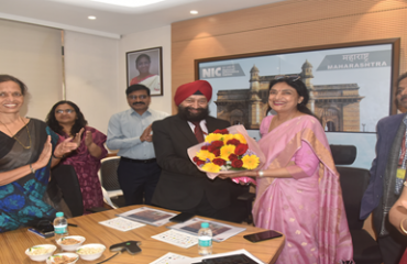Welcome of Director General, NIC by SIO, Maharashtra