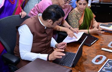 eCabinet Maharashtra-The launch was seamless as all the minister officials gone thourgh the awareness and exclusive training program conducted by National Informatics Centre Mumbai