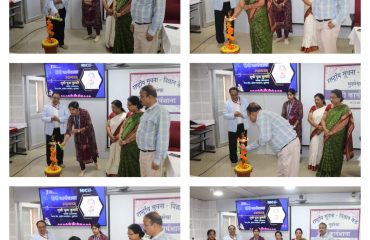 Auspicious inauguration of the workshop with the lighting of the ceremonial lamp.