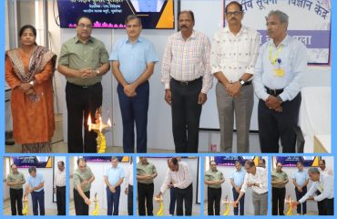 The workshop commenced with the auspicious lighting of the ceremonial lamp.