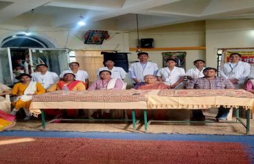 मातोश्री वृद्धाश्रम, सिंदी (मेघे), वर्धा येथे जिल्हा आरोग्य अधिकारी व त्यांच्या पथकाकडून वृद्धांची आरोग्य तपासणी.
