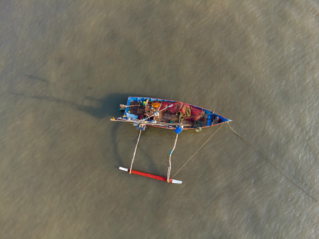 Fishing,Boat,Anchored,Off,Ladghar,Beach,At,Dapoli,,Located,200