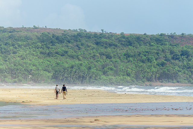Two,People,Walking,On,Guhagar,Beach,In,Maharashtra