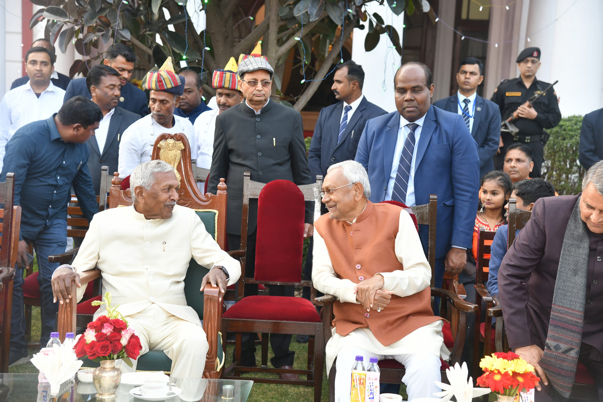 माननीय मुख्यमंत्री राजभवन द्वारा आयोजित स्वागत समारोह में शामिल हुए।