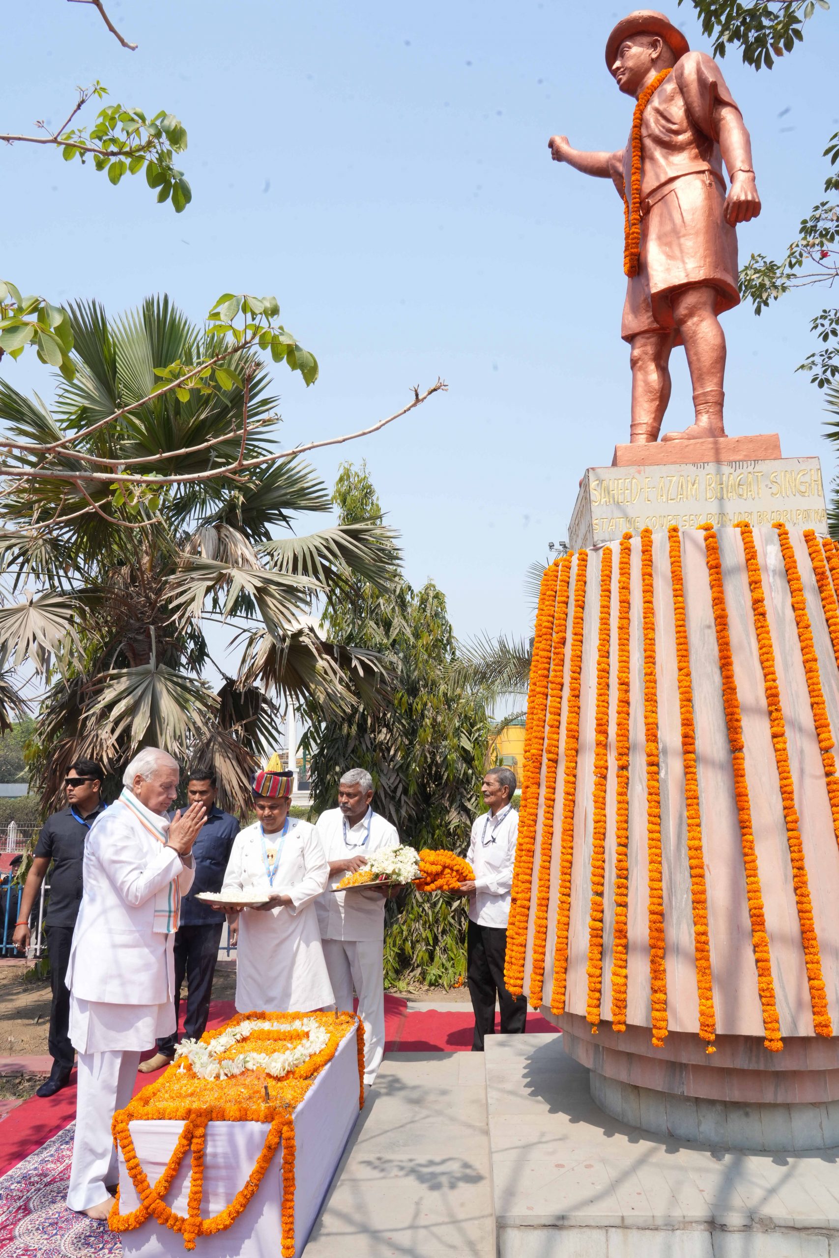 Honorable Governor paid tribute to Shaheed-e-Azam Sardar Bhagat Singh.