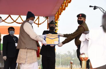 His excellency felicitating people from different fields.