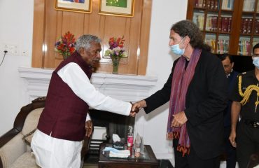 जर्मन राजदूत के साथ महामहिम की बैठक।