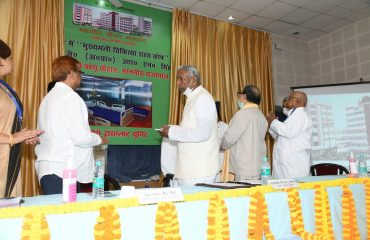 His Excellency inaugurating different Units in Mahavir Cancer Hospital, Patna