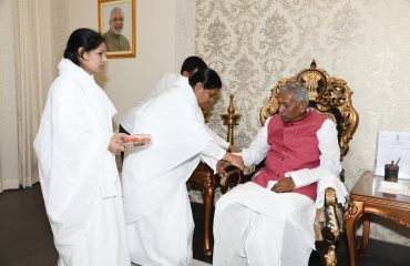 Prajapita Brahma Kumari, Director of Ishwariya University tied “Rakhi” to His Excellency.