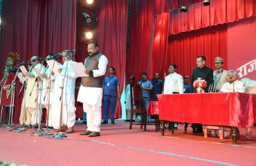 2.His Excellency administering the oath of council of Ministers.