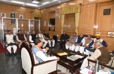 The delegation led by leader of opposition met His Excellency at Raj Bhavan.