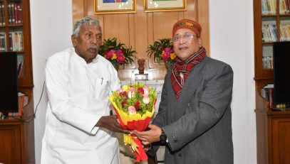 Honourable Industry Minister paid a courtesy call on His Excellency at Raj Bhavan.