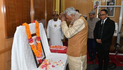 His Excellency paid tribute to Swami Vivekanand ji.