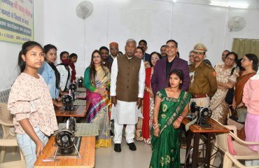 His Excellency with the trainees.
