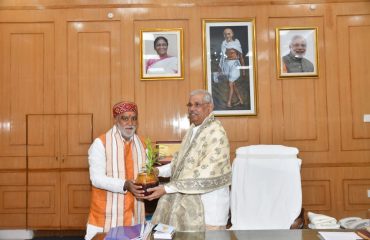 Shri Ashwini Kumar Choubey paid a courtesy call on His Excellency.