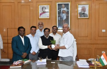 महामहिम से बिहार इंडस्ट्रीज एसोसिएशन का एक प्रतिनिधिमंडल मिला।