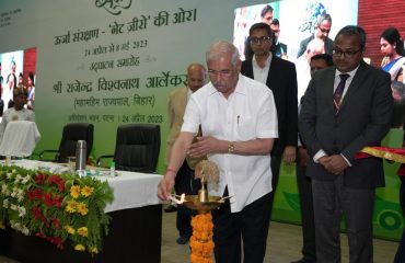 His Excellency inaugurating the event by performing the ritual of deep prajwalan.