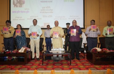 His Excellency unveiled the book Amritvani.