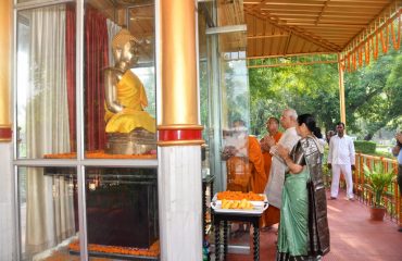 His Excellency along with Honorable Lady Governor offering prayers to Lord Buddha.