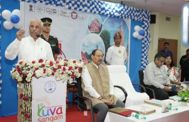 His Excellency addressing the students at the event.