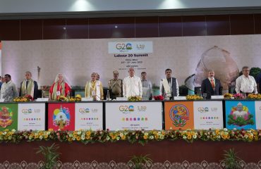 लेबर-20 शिखर सम्मेलन में महामहिम
