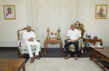 Honorable Chief Minister Shri Nitish Kumar met His Excellency at Raj Bhavan.