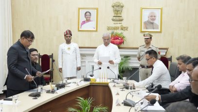 Honorable Governor administered the oath of newly appointed member of Bihar Electricity Regulatory Commission.