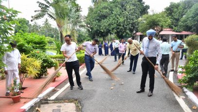 Officials and Employees of Raj Bhavan participated in the special cleanliness campaign.