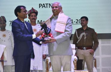 Honorable Governor being welcomed at the event