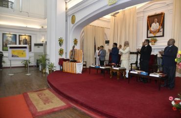 Honorable Governor unveiled the special cover and declaration of Bihar Postal Circle.