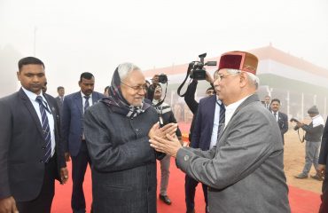 माननीय राज्यपाल ने माननीय मुख्यमंत्री से मुलाकात की।